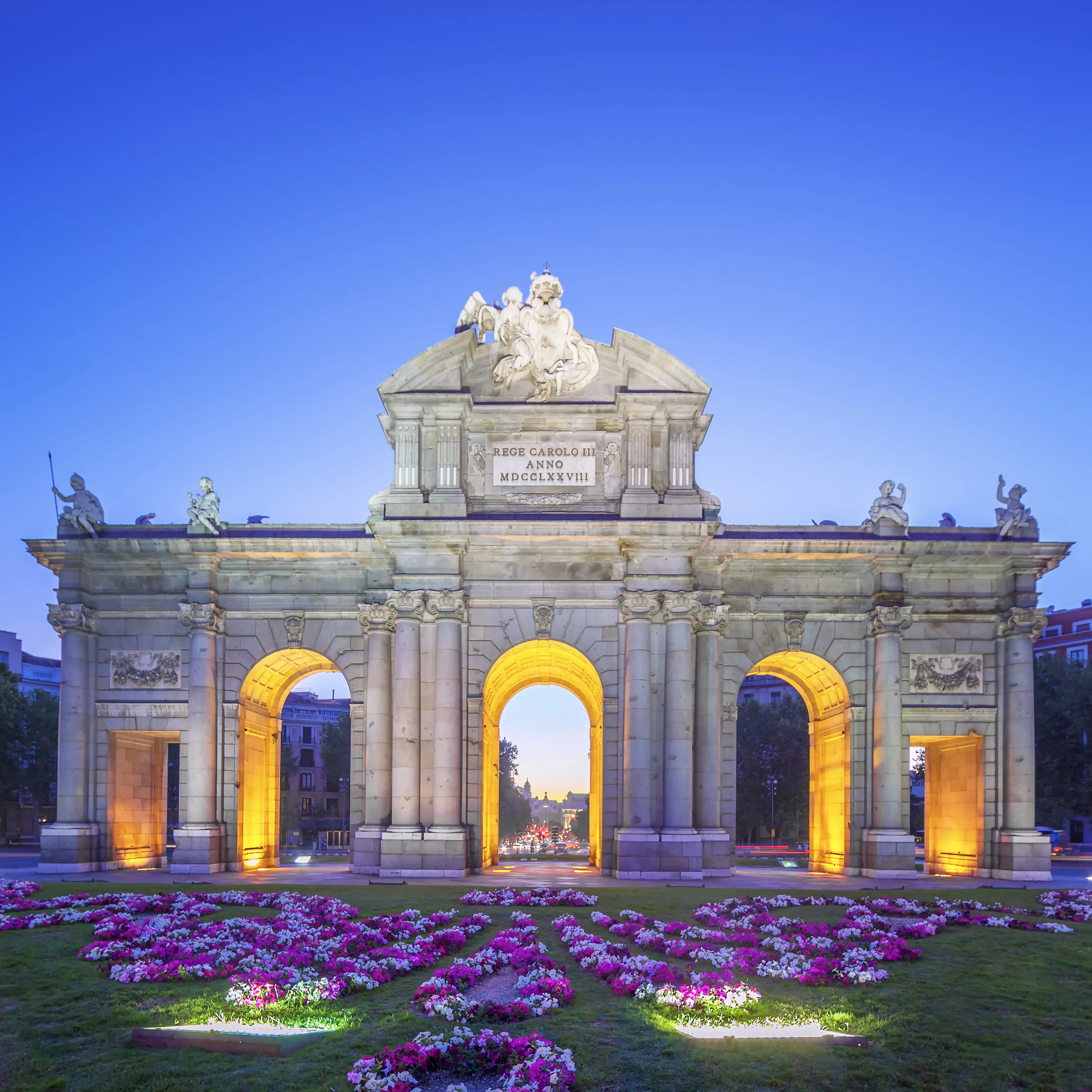 Puerta de Alcalá, Madrid — sede de Meridiano 3